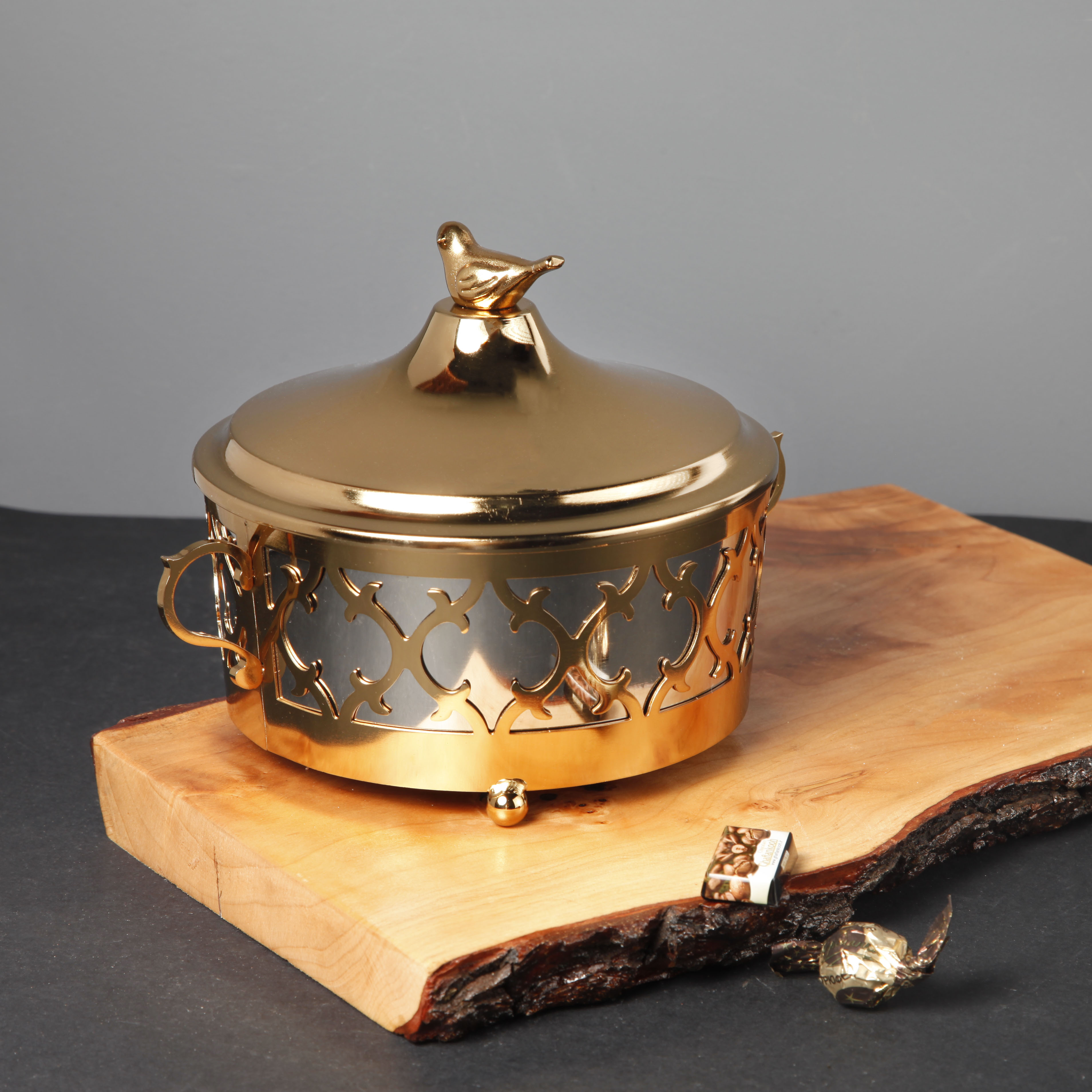 شکلات‌خوری فلزی دسته‌دار طرح شاخه ای بزرگ برنز